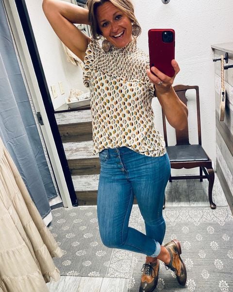 Oh, THESE Tops!! AND...THOSE SHOES!! I Think I am IN LOVE!! ♥️
Psst...New Fall Items in the Floor at FRB!!
#fadedrootsboutique #ahhhhhhhhhh #fall #yesplease #perfect #with #a #jeanjacket #bedstu #beauties #lovethemsomuch
#fall #willyoumarryme