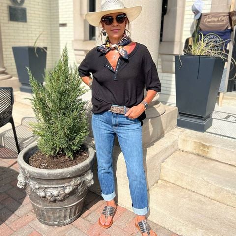meet the monica by kimesranchjeans. it’s a mid rise, relaxed hips and cropped leg jean. great jean to wear out casually, or dress it up.
#kimes #kimesranchjeans #monicajean #randolphusa #bedstu