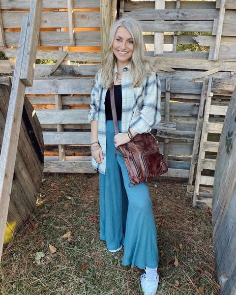 These BedStu bags are the perfect Christmas gift for your loved one... or yourself!
#bedstu #leatherpurse #christmasgifts #tuhmaras #bag #purse #louisianaboutique