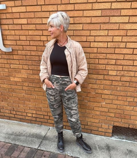 Are you a fan of puffy jackets for fall? I’m wearing camouflage pants with bedstu boots with (3) different colors of this jacket. Which is your favorite ~ 1,2 or 3 ? Visit my bio page for 15% coupon from shopblovedcanton .