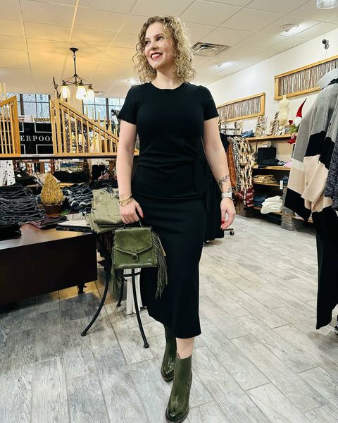 miss kat knows how to accessorize 🖤 this sassy black dress!
#accessorize #bedstu #leather #blackdress #popofcolor #womenstyle #womensfashion #accessories #shop #shopping #shopsmall #boutique #boutiqueshopping #clothing #fashionweek #fashionstyle #outfit #outfitinspiration #outfitoftheday #dress #midwest #fashion #style #ootd #ootdfashion #instafashion #instalove #instadaily #instagood #instastyle