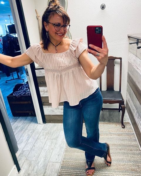 natural in color 🌿 pretty for spring.
#new #spring #tops #liverpool #straightleg #jeans #and #bedstu #soto #sandals #springfashion #baby