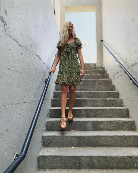 Head Downtown today to shop with us! 🌸🛍 Open 10-4:30, see you soon!
Stocked full of New Arrivals!
.
.
.
.
#solesistersmtstyle #onlydowntown #shoplocal #shopdowntownhelena #boutique #shopsolesistersmt #solesistersmt #dresses #newarrivals #bedstu #walkthisway #instadresses