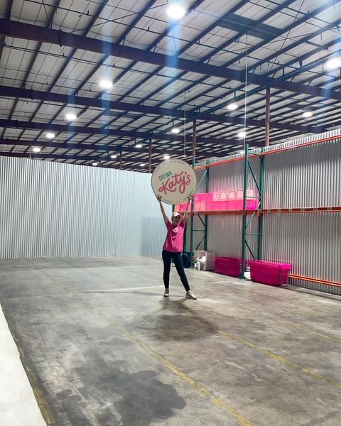 THE DAY OF LOVE 💖 aka the most fitting day of the year to move into the new DK home 🏠🥲🎉
With the incredible blessings my business has seen over the past years and months, we are finally expanding into our very own fulfillment and distribution center in Tampa! So close to my home (no more 4 hour commute to and from our current space!)
I can’t wait to build this cutie warehouse out and it be the hub for so much love spreading, behind the scenes, coffee, tea, and Katy’s throughout the US 🇺🇸
HAPPY VALENTINE’S DAY 💖
love is brewing 🫶