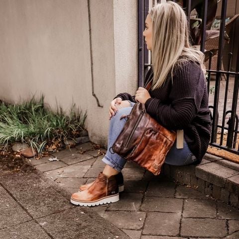 on the 10th day of christmas 🎶🎶 all @bedstu boots are 25% off!!️ if you’ve been eyeing these beauties, now is the time to get a pair to put under the tree🎄#12daysofchristmas #merrychristmastome #shoplocal #bedstu