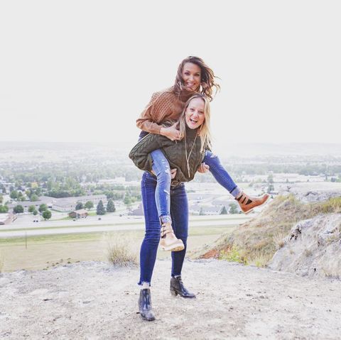 Sunday Funday 🤩
Who is out enjoying the beginning of Fall 🍁🙋🏽♀️🙋🏽♀️🙋🏽♀️🙋🏽♀️
📸 sadow2
#2brokegirlsboutique #2bgvibetribe #2bg #womensfashion #boutique #womensboutique #womensboutiqueclothing #onlineboutique #justgoingtospendit #bedstu #friends #sundayfunday