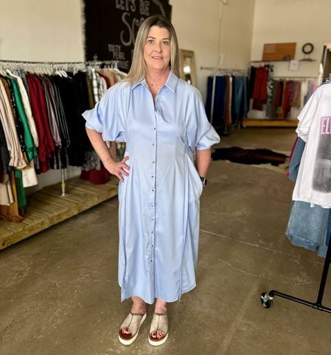 spring dress vibes pairs great with our new @bedstu sandals. #shoplocal #springdress #bedstu